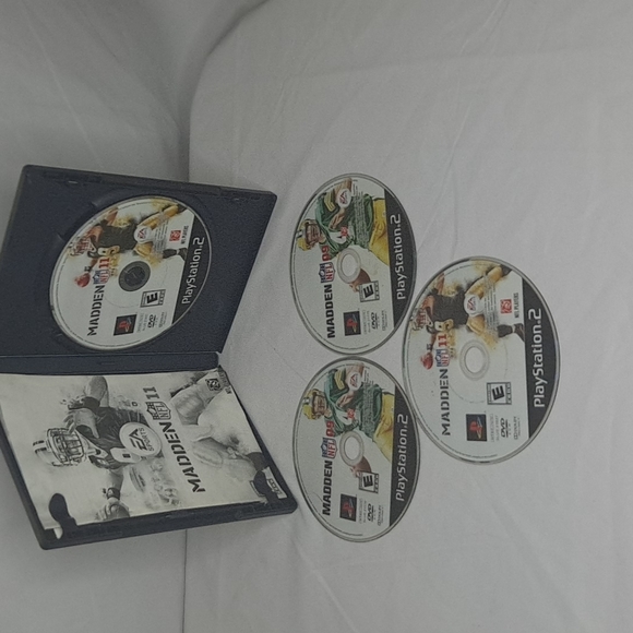 Games - Picture 3 of 3